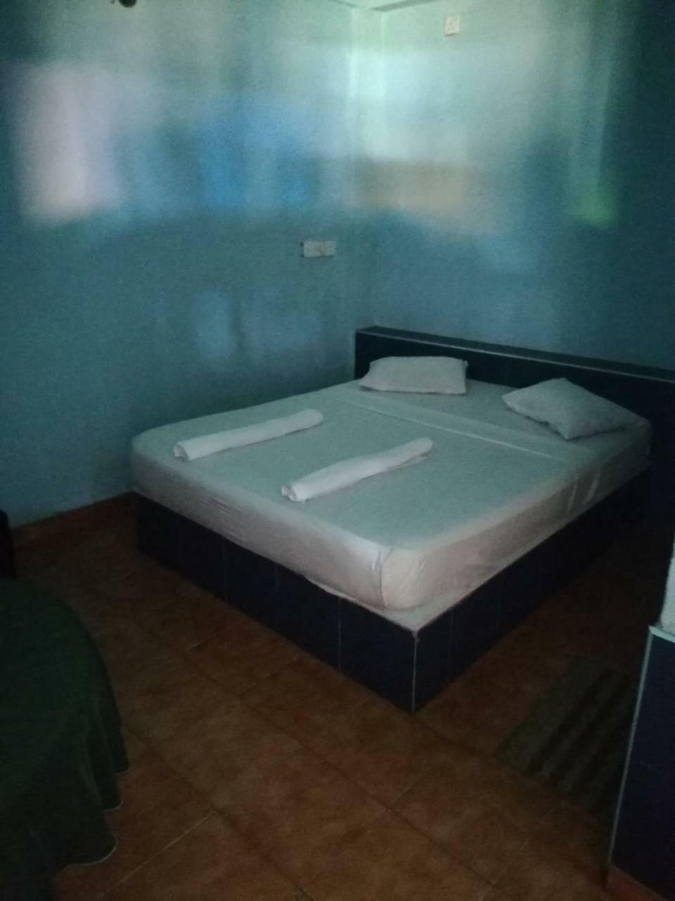 Ninnada Beach Hotel Marawila Kültér fotó