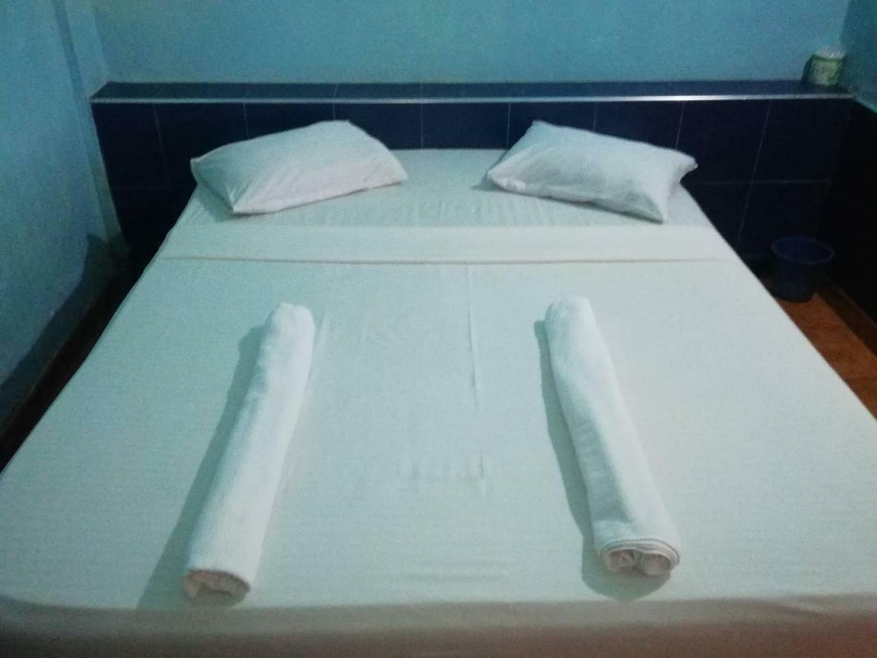 Ninnada Beach Hotel Marawila Kültér fotó